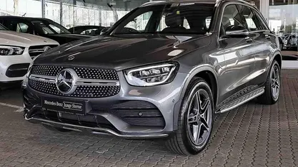 Gebraucht Mercedes GLC220 AMG 194 PS (142 kW) 2022 Metalliclack selenitgrau SUV