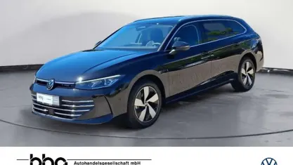 Neu VW Passat Business 150 PS (110 kW) 2025 Schwarz Limousine