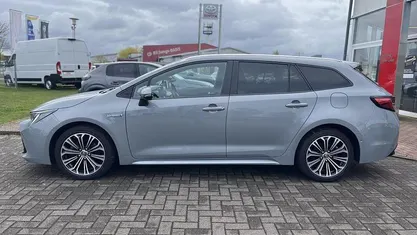 Gebraucht Toyota Corolla Club 179 PS (131 kW) 2019 Manhattengrau Kombi