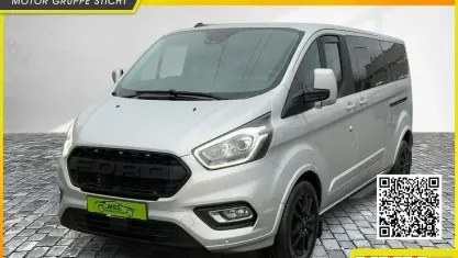Używany Ford Tourneo Titanium X 150 KM (110 kW) 2023 Srebrny Minivan