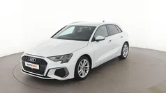 Weiß Gebraucht 2023 Audi A3 S-Line Limousine | 27.600 € (Fairer Preis)