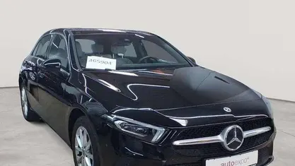 Gebraucht Mercedes A250 Progressive 160 PS (117 kW) 2022 Kosmosschwarz metallic Limousine