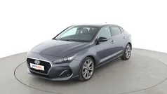 Gebraucht 2018 Hyundai i30 Premium Limousine | 15.230 € (Fairer Preis)