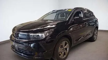 Diamant schwarz met. Gebraucht 2024 Opel Grandland X SUV | 24.500 € (Fairer Preis)