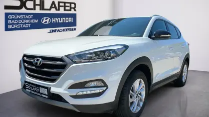 Gebraucht Hyundai Tucson Passion 132 PS (97 kW) 2018 Polar white / sol SUV