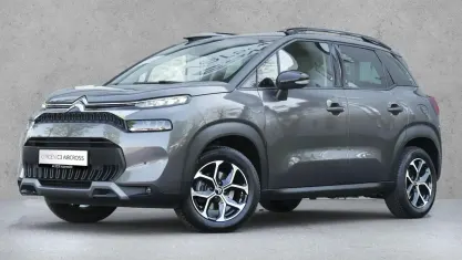 Gebraucht Citroën C3 Aircross Shine 131 PS (96 kW) 2023 Lackierung platiniumgrau/typ aussenverkleidung metalliclackierung SUV
