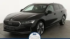 Onyx schwarz metallic Gebraucht 2024 Skoda Superb Selection Kombi | 39.995 € (Superpreis)