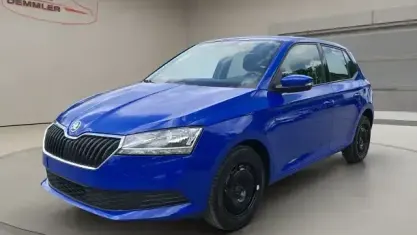 Używany Skoda Fabia Cool Plus 75 KM (55 kW) 2019 Niebieski Sedan/Limuzyna