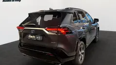Grau Gebraucht 2025 Toyota RAV4 Hybrid SUV | 49.220 € (Fairer Preis)