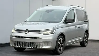 Novo VW Caddy Style 116 HP (85 kW) 2026 Prateado Monovolume