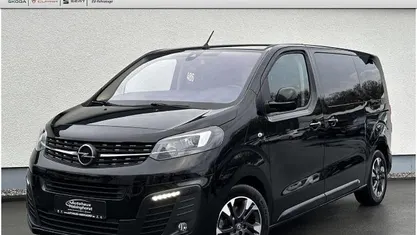 Schwarz Gebraucht 2022 Opel Zafira Life Van / Kleinbus | 34.990 € (Fairer Preis)