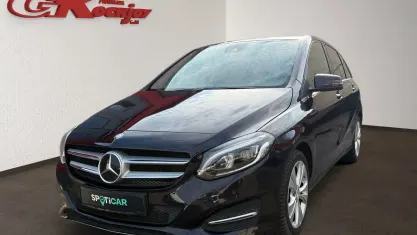 Begagnad Mercedes B200 156 HK (114 kW) 2015 Lila Minibuss