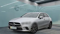 Silber Gebraucht 2022 Mercedes A200 Style Limousine | 26.144 € (Fairer Preis)