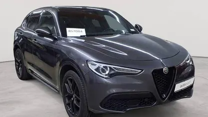 Gebraucht Alfa Romeo Stelvio Veloce 210 PS (154 kW) 2022 Grigio vesuvio metallic SUV