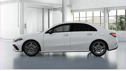 Gebraucht Mercedes A220 AMG 190 PS (139 kW) 2025 Weiß Limousine