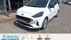 Atlas weiß Gebraucht 2023 Hyundai i10 GO! Kleinwagen | 13.890 € (Guter Preis)