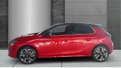 Używany Opel Corsa 100 kW (136 KM) 2023 Czerwony Hatchback