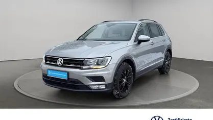 Tungsten silver metallic Gebraucht 2017 VW Tiguan Comfortline SUV | 17.890 € (Fairer Preis)