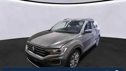 Grau Gebraucht 2021 VW T-Roc Sport SUV | 23.699 € (Fairer Preis)