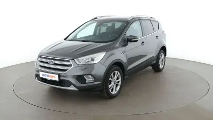 Gebraucht Ford Kuga Titanium 150 PS (110 kW) 2018 Grau SUV