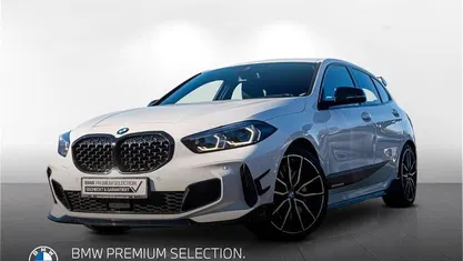 Weiß Gebraucht 2022 BMW M135 Performance Kleinwagen | 34.708 € (Fairer Preis)