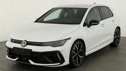 Gebraucht VW Golf VIII Style 333 PS (244 kW) 2025 Limousine