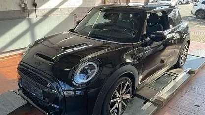 Gebraucht Mini Cooper S Classic 178 PS (130 kW) 2022 Kleinwagen