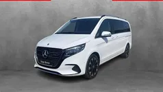 Weiß Gebraucht 2024 Mercedes V220 Avantgarde Van / Kleinbus | 66.399 €