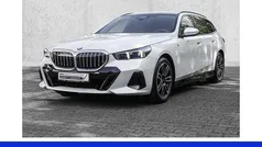 Gebraucht 2024 BMW 520 Performance Kombi | 52.790 € (Fairer Preis)
