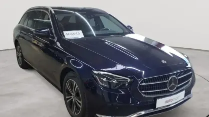 Gebraucht Mercedes E220 Avantgarde 200 PS (147 kW) 2023 Nautikblau metallic Kombi