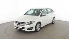 Weiß Gebraucht 2015 Mercedes B180 Urban Van / Kleinbus | 13.050 € (Fairer Preis)