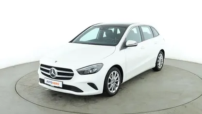 Weiß Gebraucht 2021 Mercedes B200 Progressive Van / Kleinbus | 23.290 € (Fairer Preis)