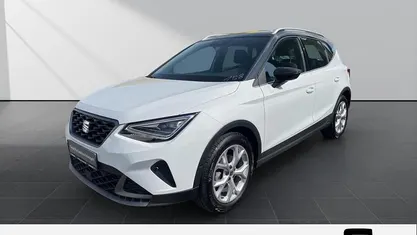 Usata Seat Arona FR 150 CV (110 kW) 2023 Bianco SUV