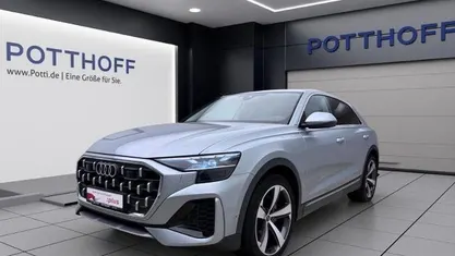 Gebraucht Audi Q8 Ambiente 231 PS (169 kW) 2025 SUV