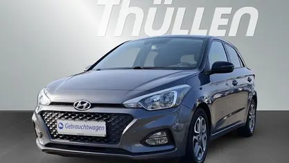 Gebraucht Hyundai i20 YES! 84 PS (61 kW) 2020 Grau Kleinwagen