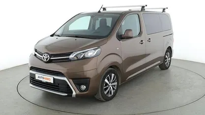Gebraucht Toyota Proace Verso Comfort 177 PS (130 kW) 2020 Braun Van / Kleinbus
