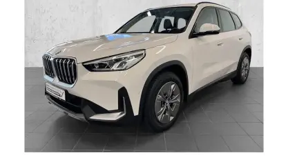 Begagnad BMW iX1 Shadowline 230 kW (313 HK) 2023 Vit SUV