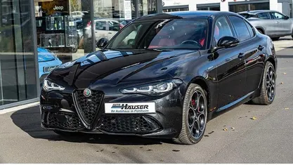 Schwarz Gebraucht 2024 Alfa Romeo Giulia Veloce Limousine | 39.975 € (Fairer Preis)