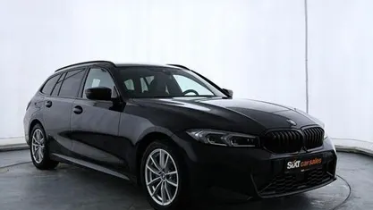 Gebraucht BMW 330e M Sport 292 PS (214 kW) 2023 Schwarz Kombi