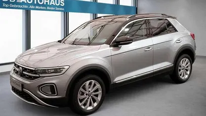 Gebraucht 2024 VW T-Roc Style SUV | 25.250 € (Guter Preis)