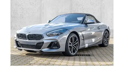 Neu BMW Z4 M Sport 197 PS (144 kW) 2025 Grau Cabrio