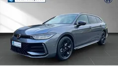 Grau Neu 2025 VW Passat R-line Kombi | 49.930 € (Guter Preis)