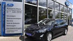 Obsidianschwarz metallic Gebraucht 2022 Ford Focus Titanium Kombi | 19.990 € (Fairer Preis)