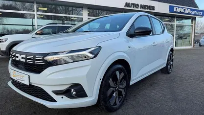 Gebraucht 2025 Dacia Sandero Journey Kleinwagen | 16.790 € (Guter Preis)