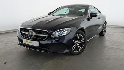 Gebraucht Mercedes E200 Avantgarde 197 PS (144 kW) 2020 Cavansitblau Coupé