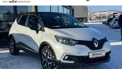 Schwarz (perlmuttweiß und blackpearl schwarz (s) Gebraucht 2019 Renault Captur LIMITED SUV | 12.990 € (Fairer Preis)