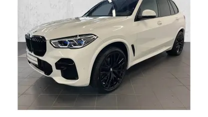 Gebraucht BMW X5 M Sport 360 PS (264 kW) 2023 Weiß SUV