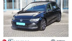 Schwarz Gebraucht 2024 VW Golf VIII Move Limousine | 22.370 € (Superpreis)