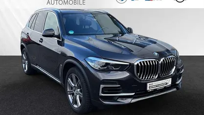 Sophistograu brillanteffekt metallic Gebraucht 2022 BMW X5 xLine SUV | 56.590 € (Fairer Preis)
