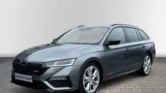 Grau Gebraucht 2022 Skoda Octavia RS Kombi | 31.370 € (Fairer Preis)